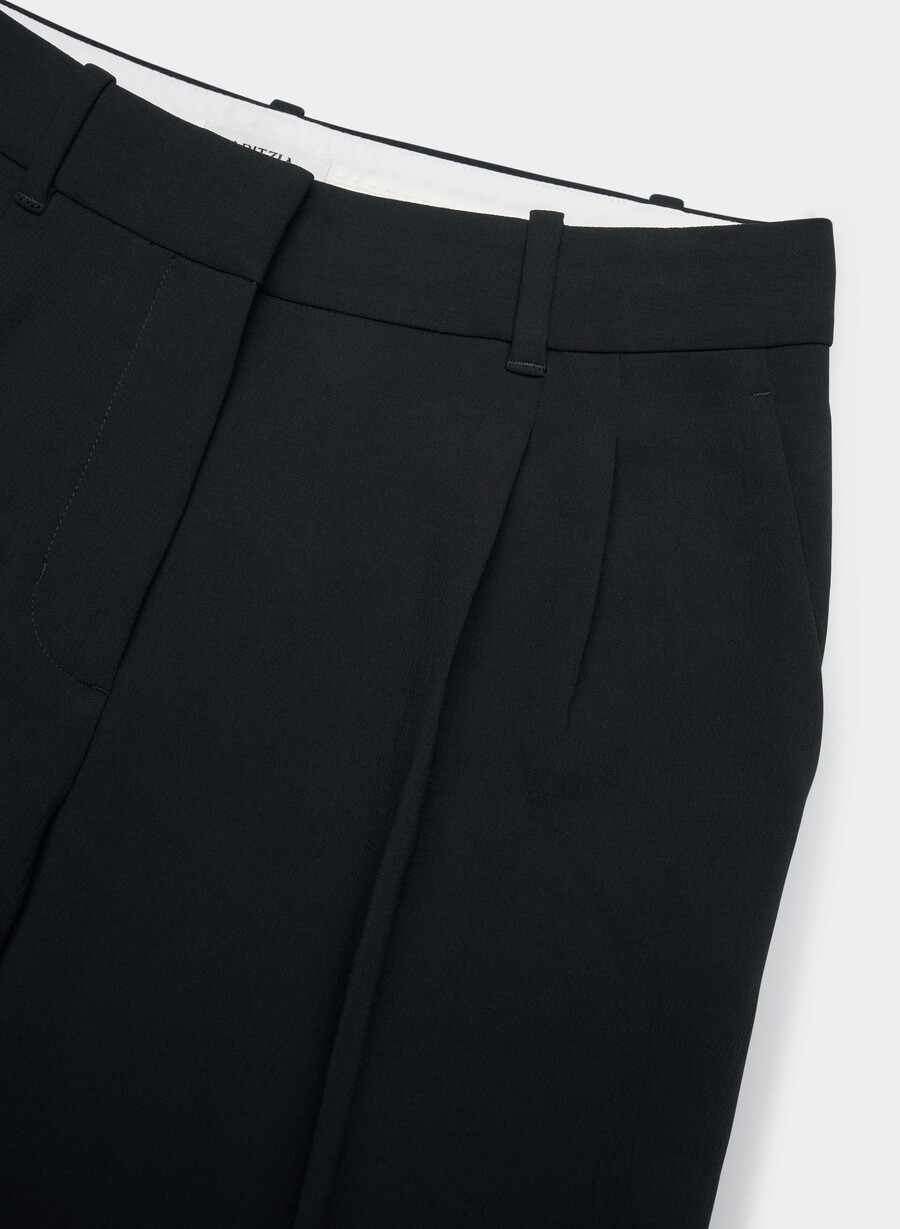 pantalonii the effortless pant cu talie mică - crepette negri