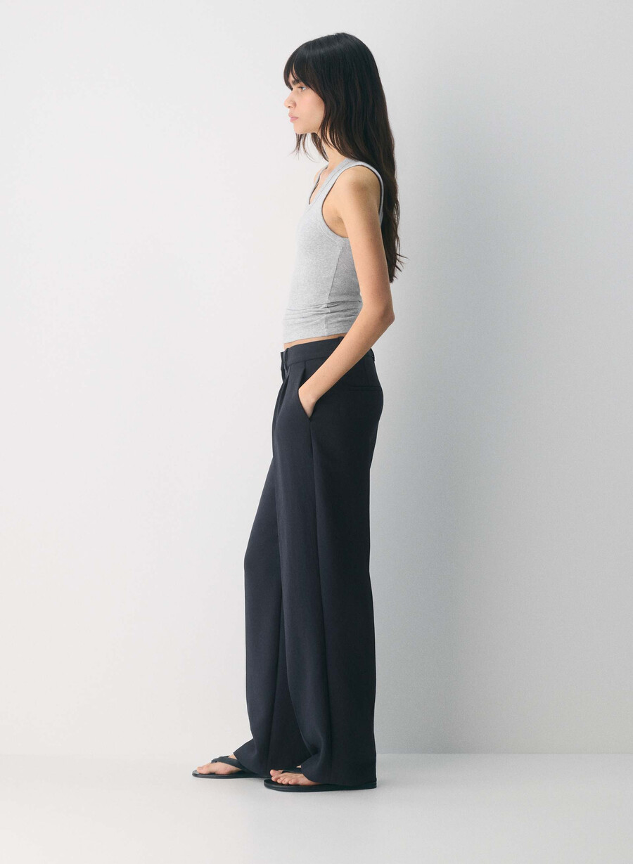 pantalonii the effortless pant cu talie mică - crepette bleumarin Închis