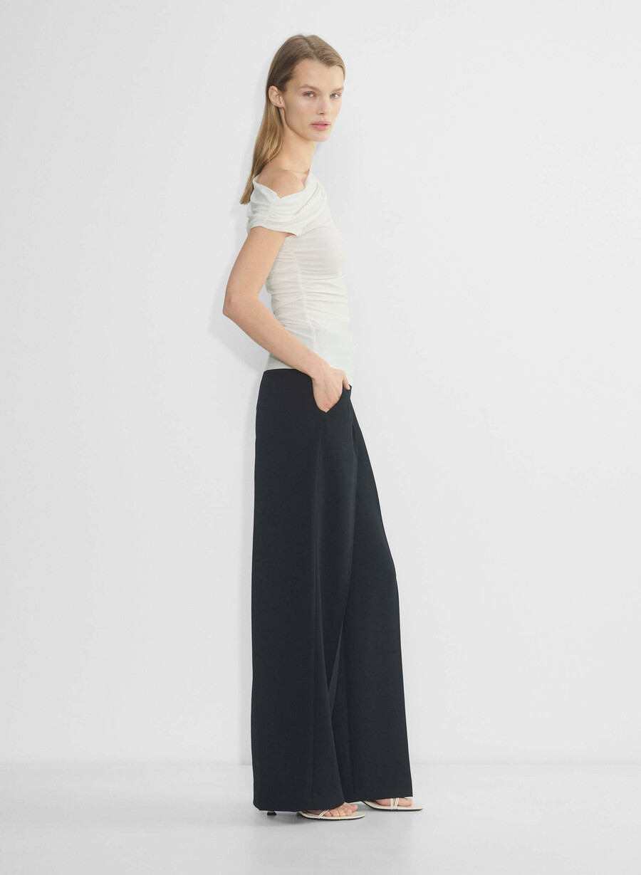 pantalonii the effortless pant mai largi - crepette negri