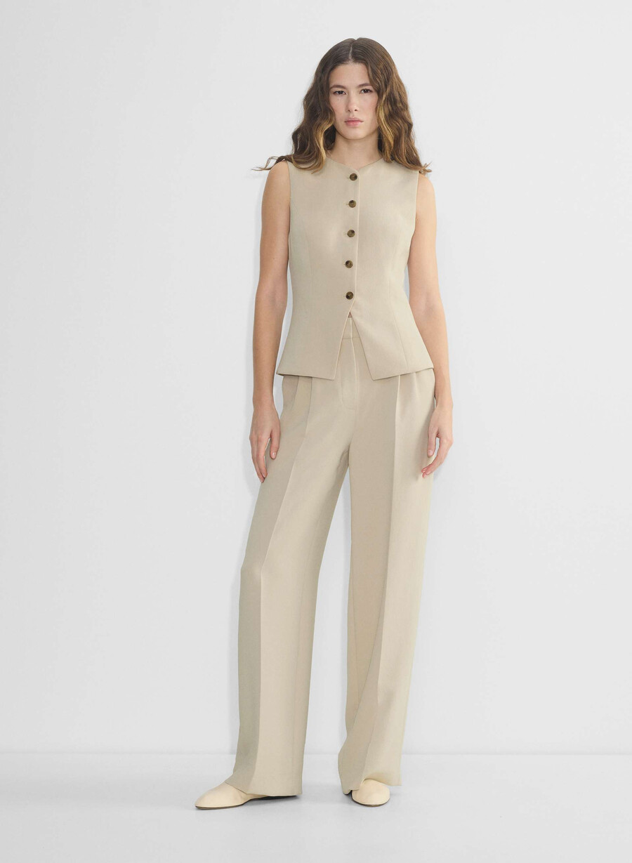 pantalonii the effortless pant mai largi - crepette marcona beige