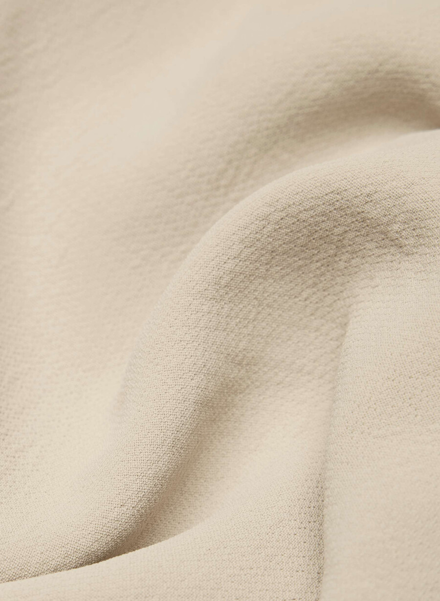 pantalonii the effortless pant mai largi - crepette marcona beige