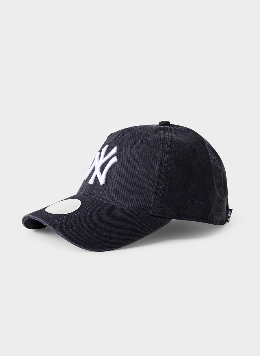 Șapcă new era new york yankees 9twenty spĂlatĂ dk nt nvy white
