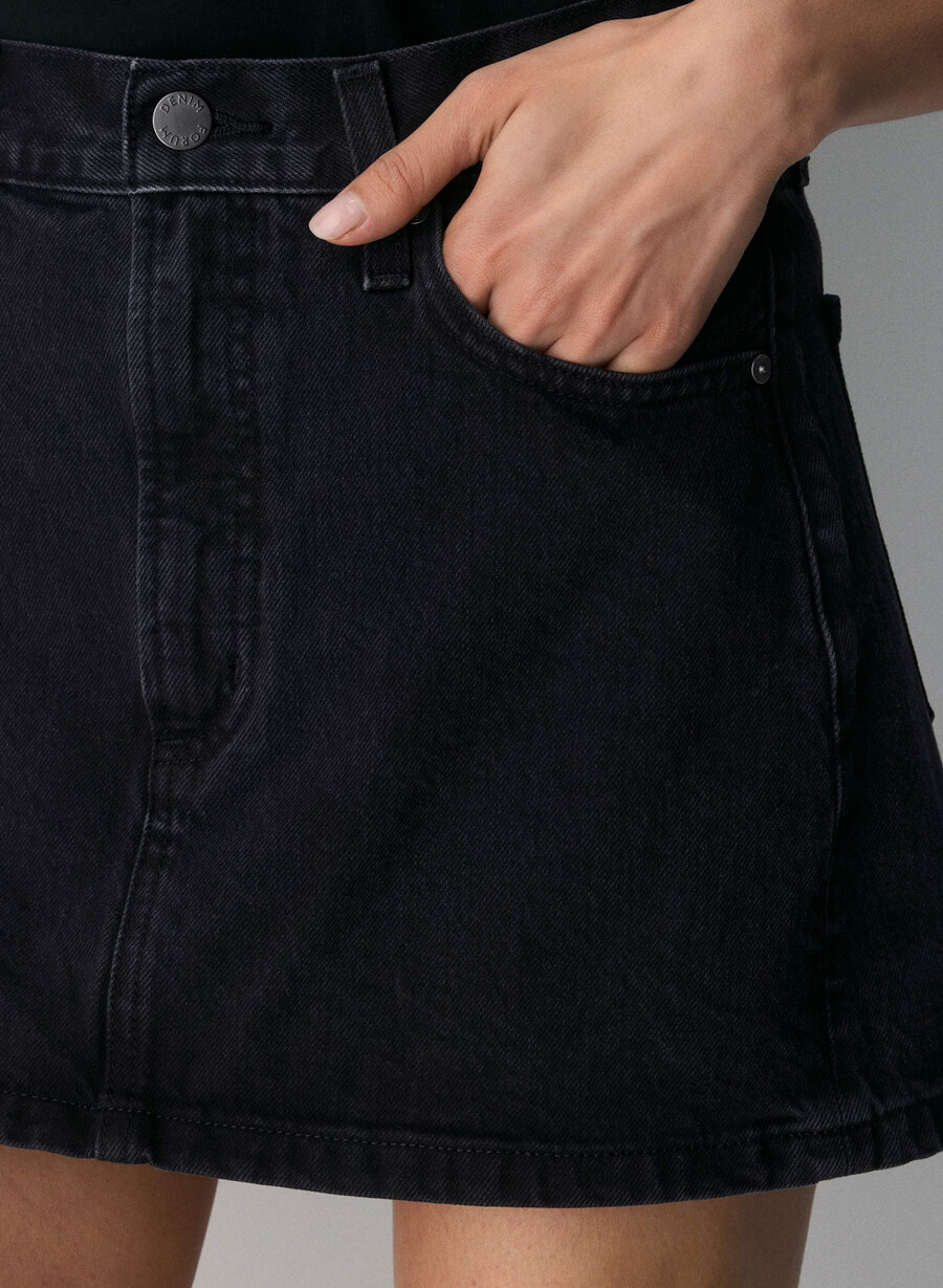 fustă din denim ricci din anii 90 tuș de ochi negru