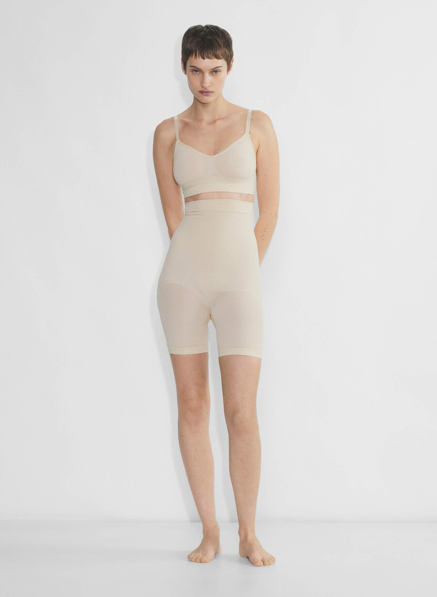 shapeenhance short seamless sand