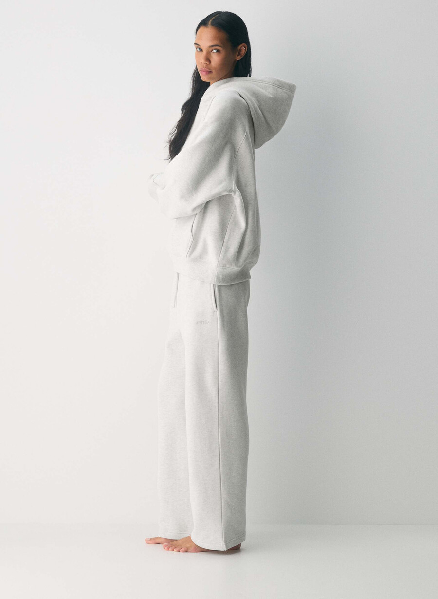 pantaloni de trening largi cozy sweatfleece boyfriend heather cloud white