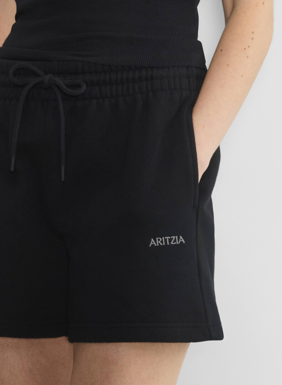 pantaloni scurți confortabili din fleece boyfriend la jumătatea coapsei negri