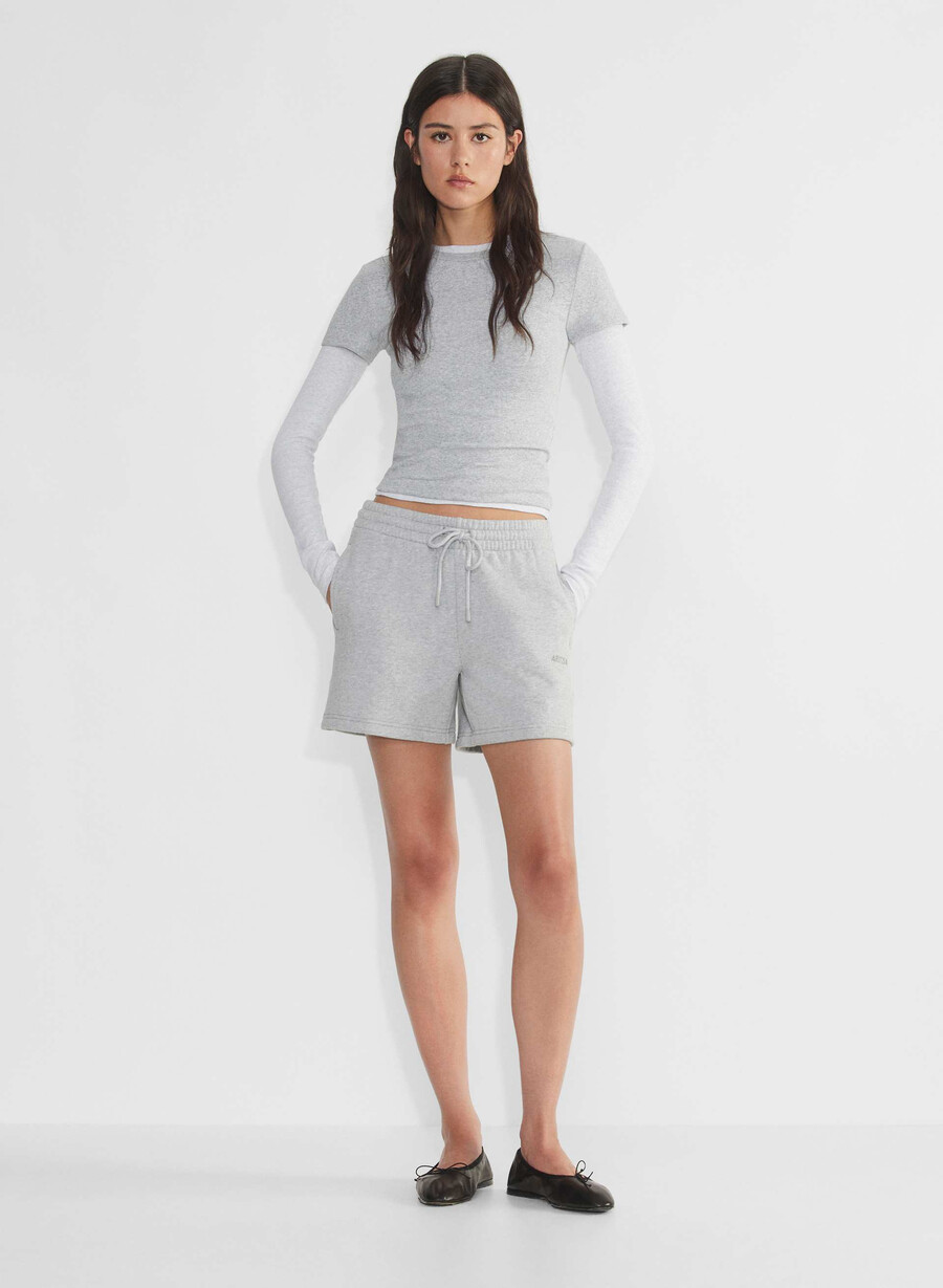 pantaloni scurți confortabili din fleece boyfriend până la jumătatea coapsei heather chrome