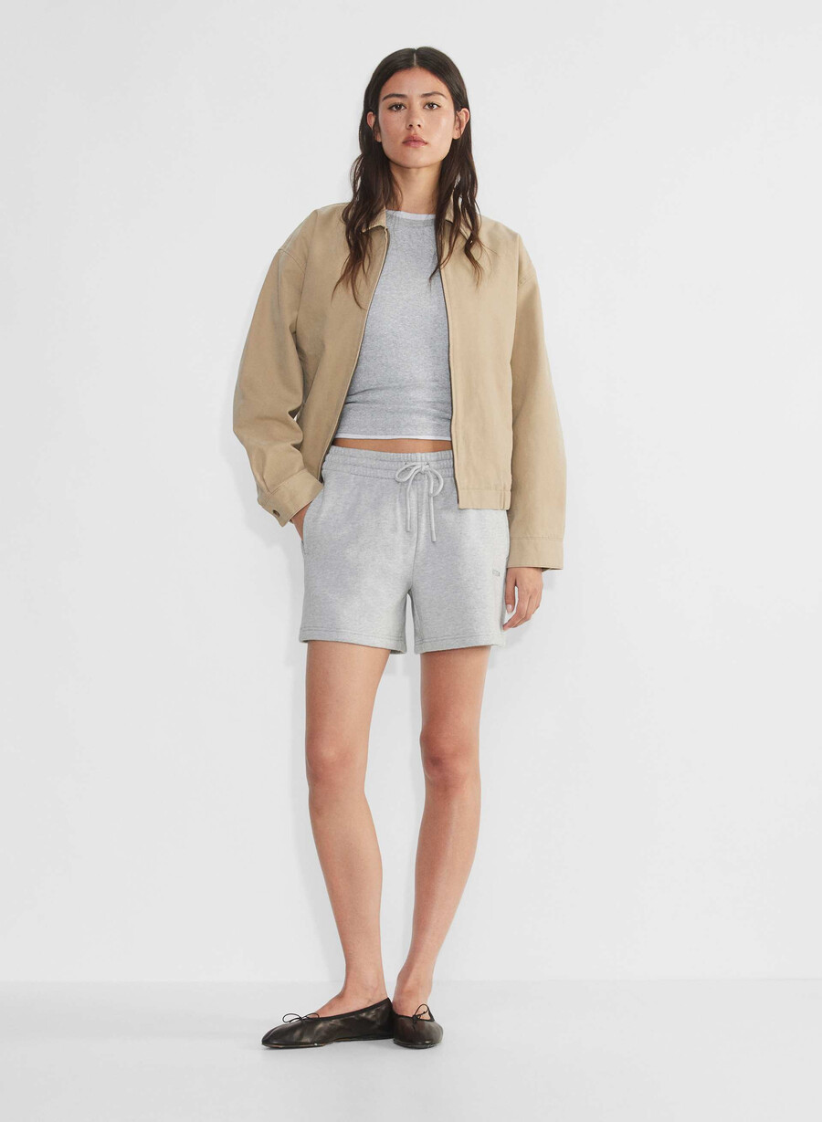 pantaloni scurți confortabili din fleece boyfriend până la jumătatea coapsei heather chrome