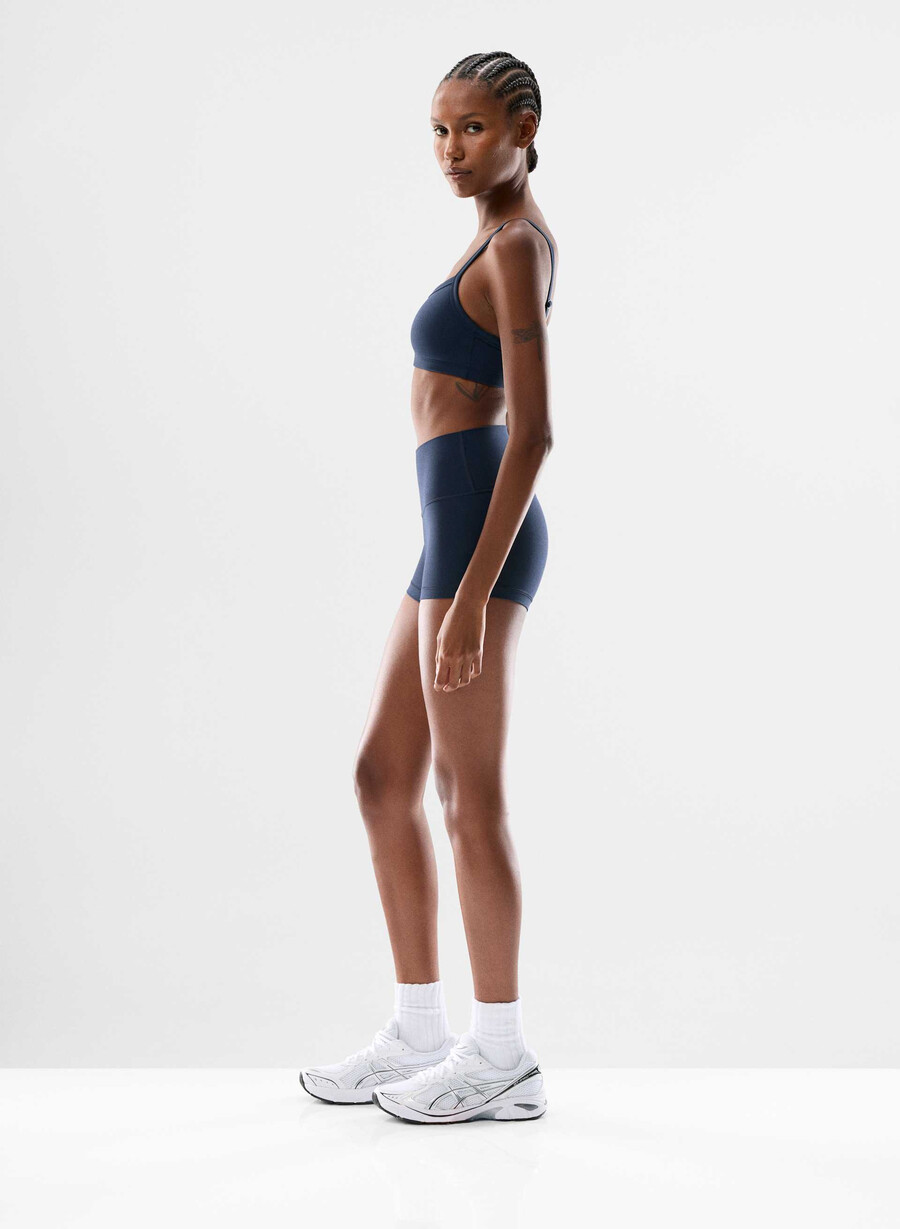 pantaloni scurți butter cheeky hi-rise 76 cm model admiral
