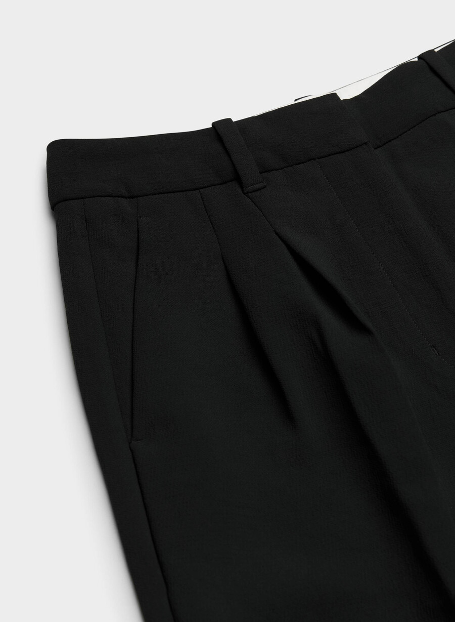 pantalonii the effortless pant cu croială curbată - crepette negri