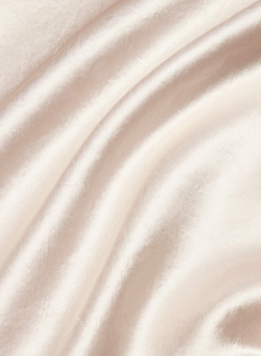 top din satin viclean denude