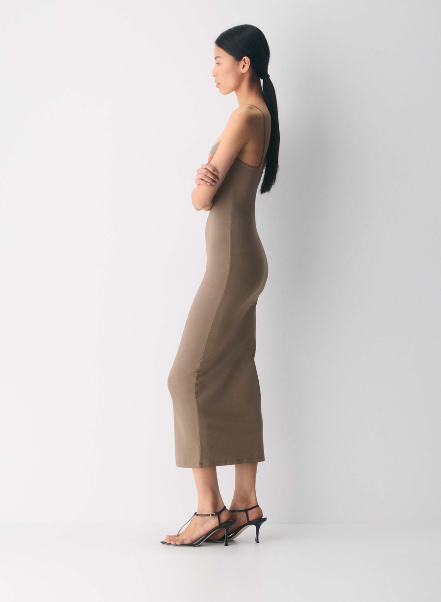 rochie maxi camișon original contour summon maro cu imprimeu folio