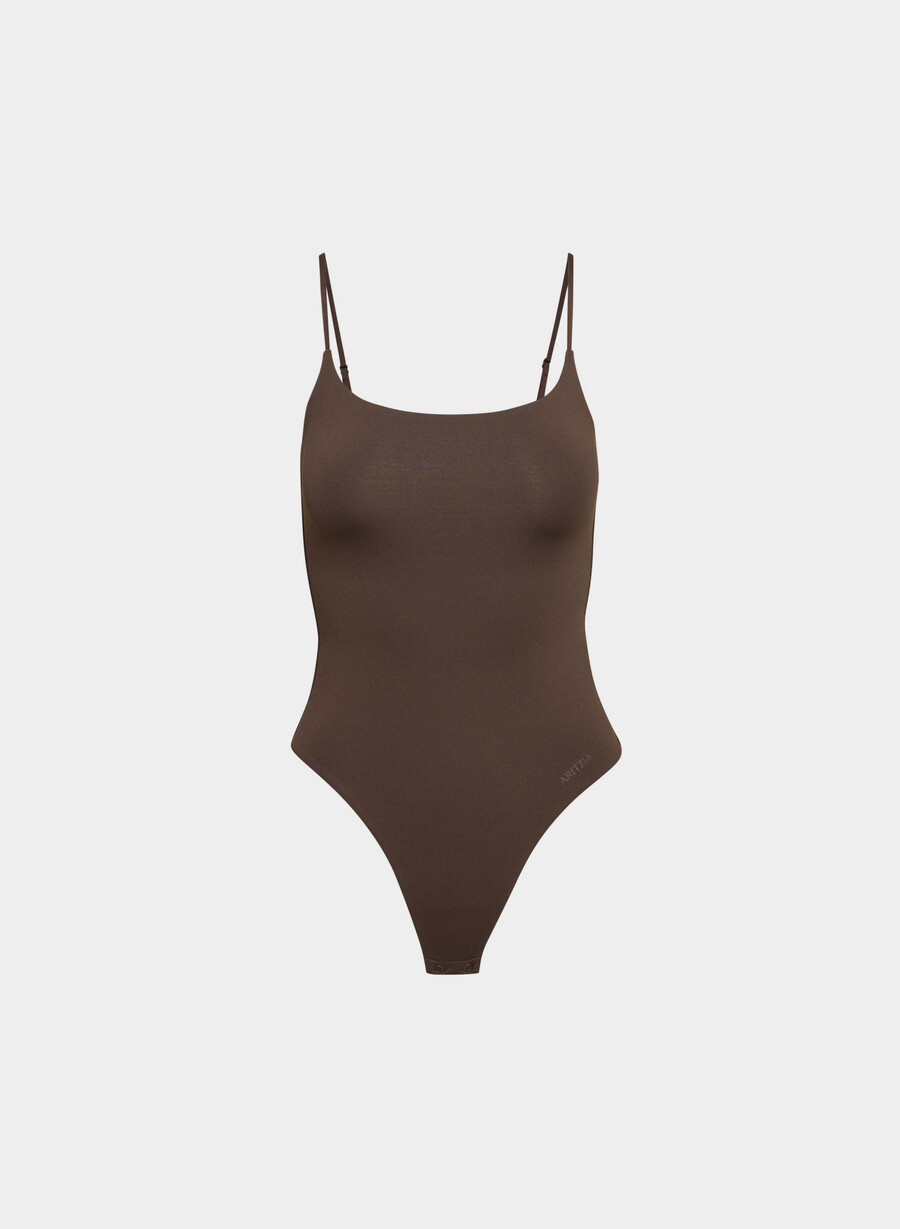 body cu plutire original contour maro intens