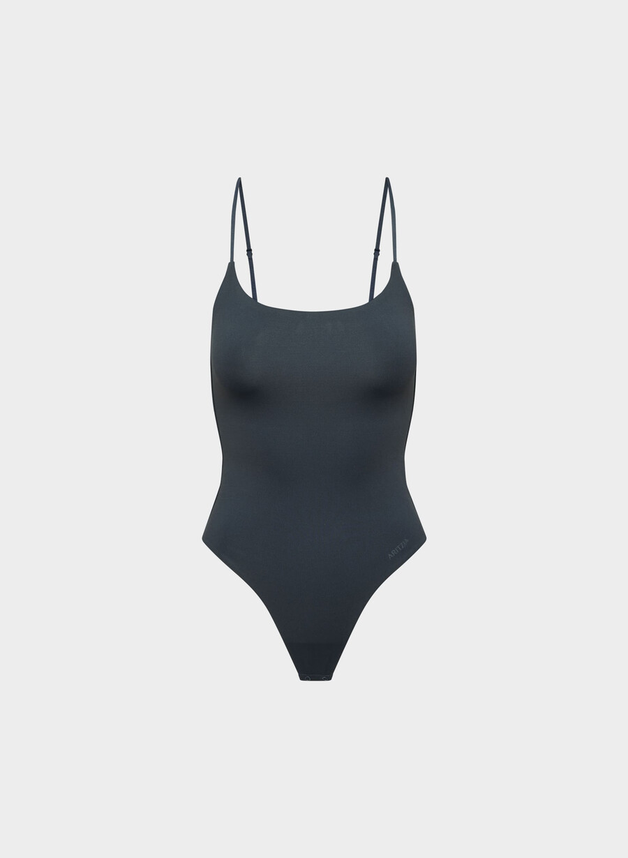 body cu plutire original contour bleumarin închis