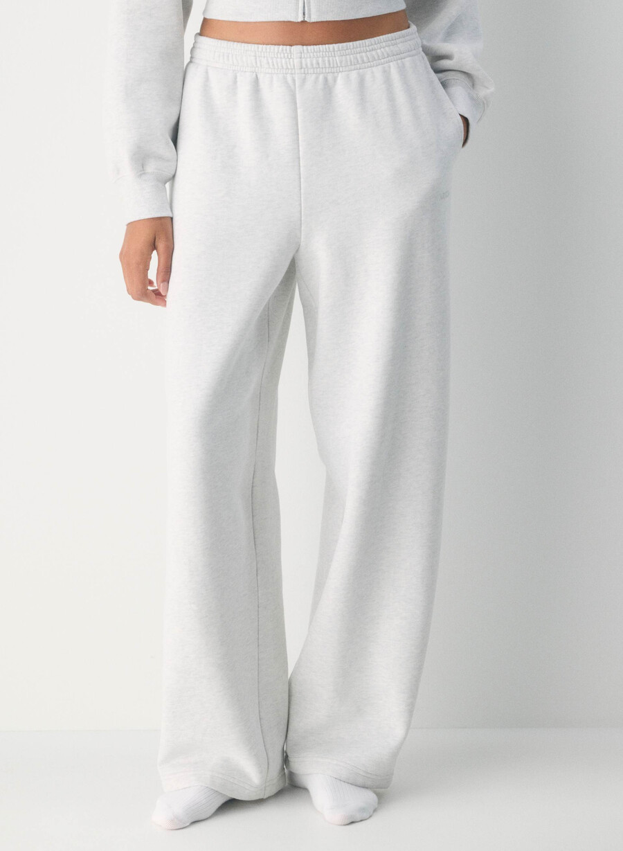 pantaloni de trening confortabili din fleece boyfriend barrel heather cloud white