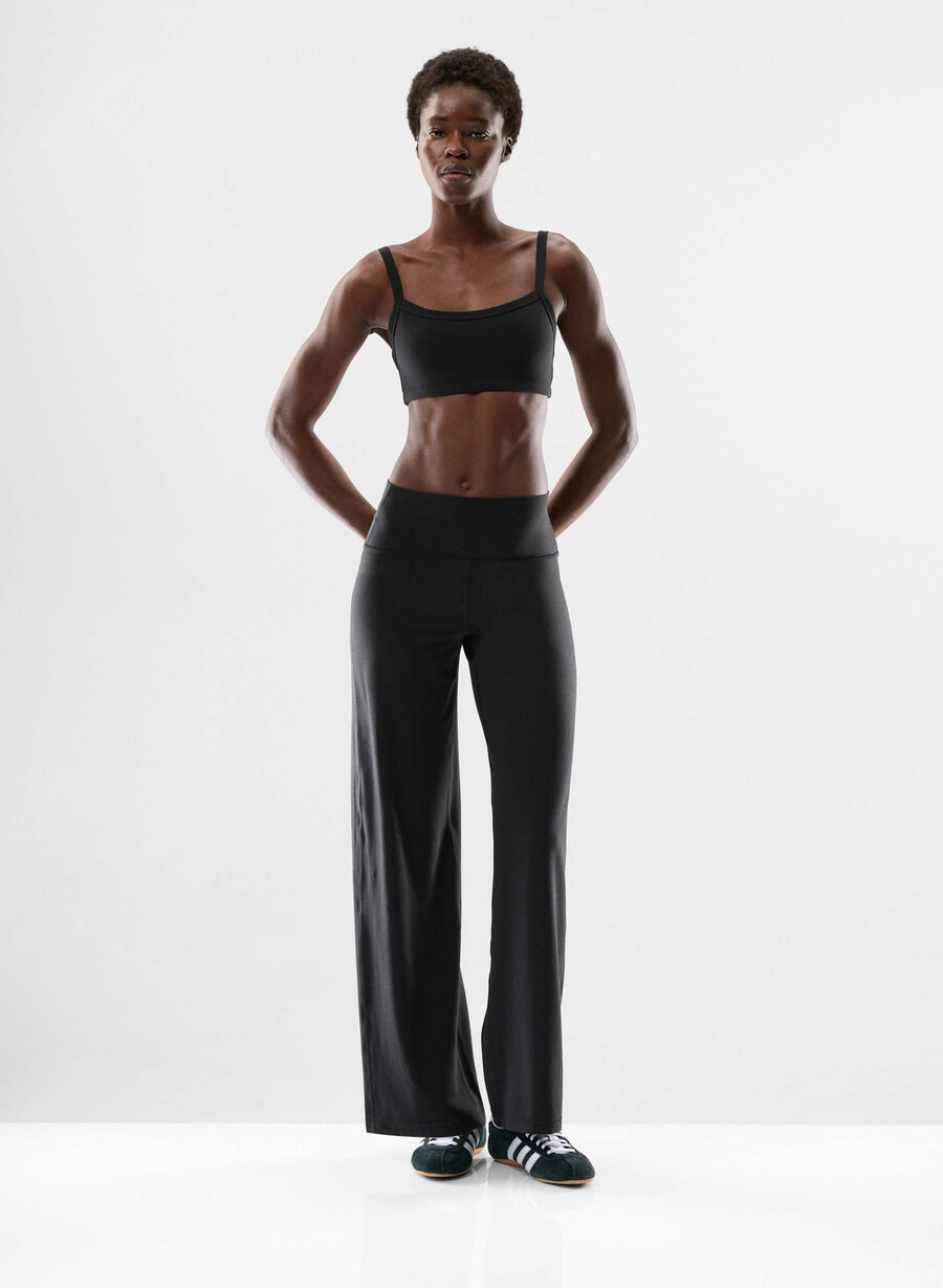 pantaloni butter asana negri