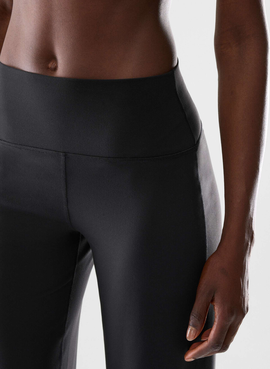 pantaloni butter asana negri