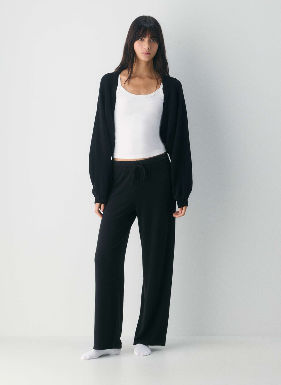 gramercy shrug negru