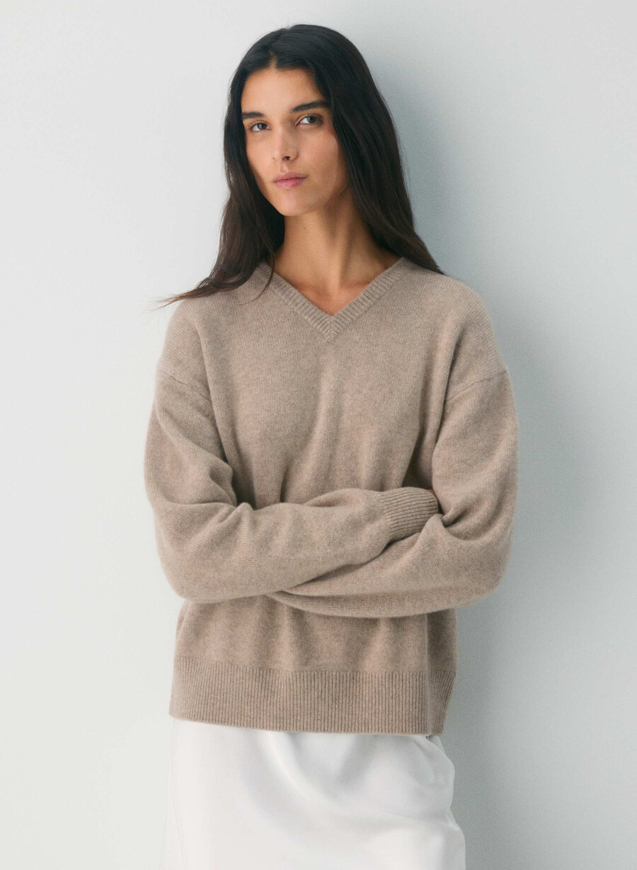 pulover essential cashmere lejer cu decolteu în v nevopsit hthr nmd taupe