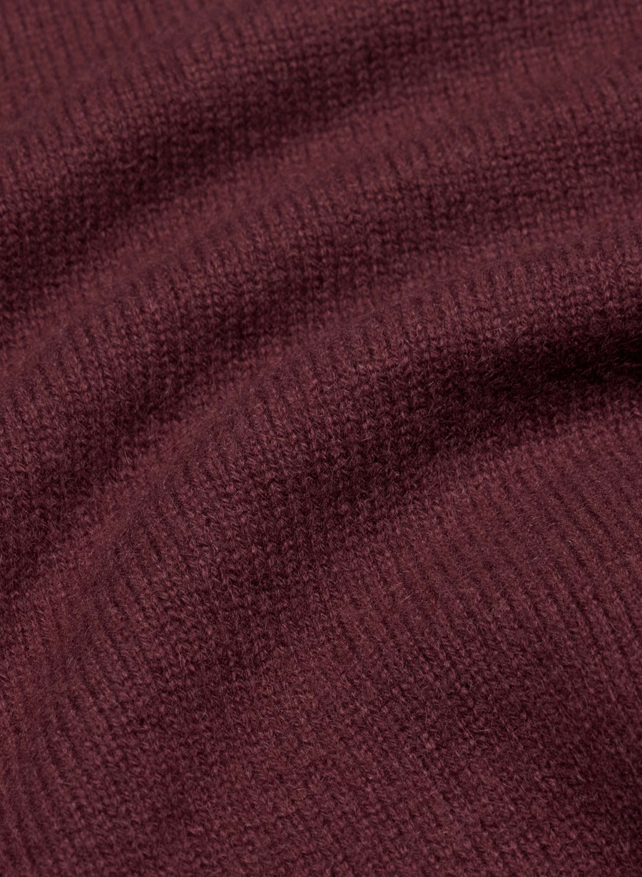 pulover din cașmir cu guler moale sumac burgundy