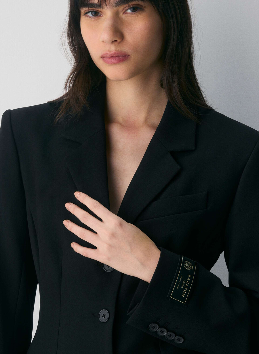 sacou remarcabil - resential black