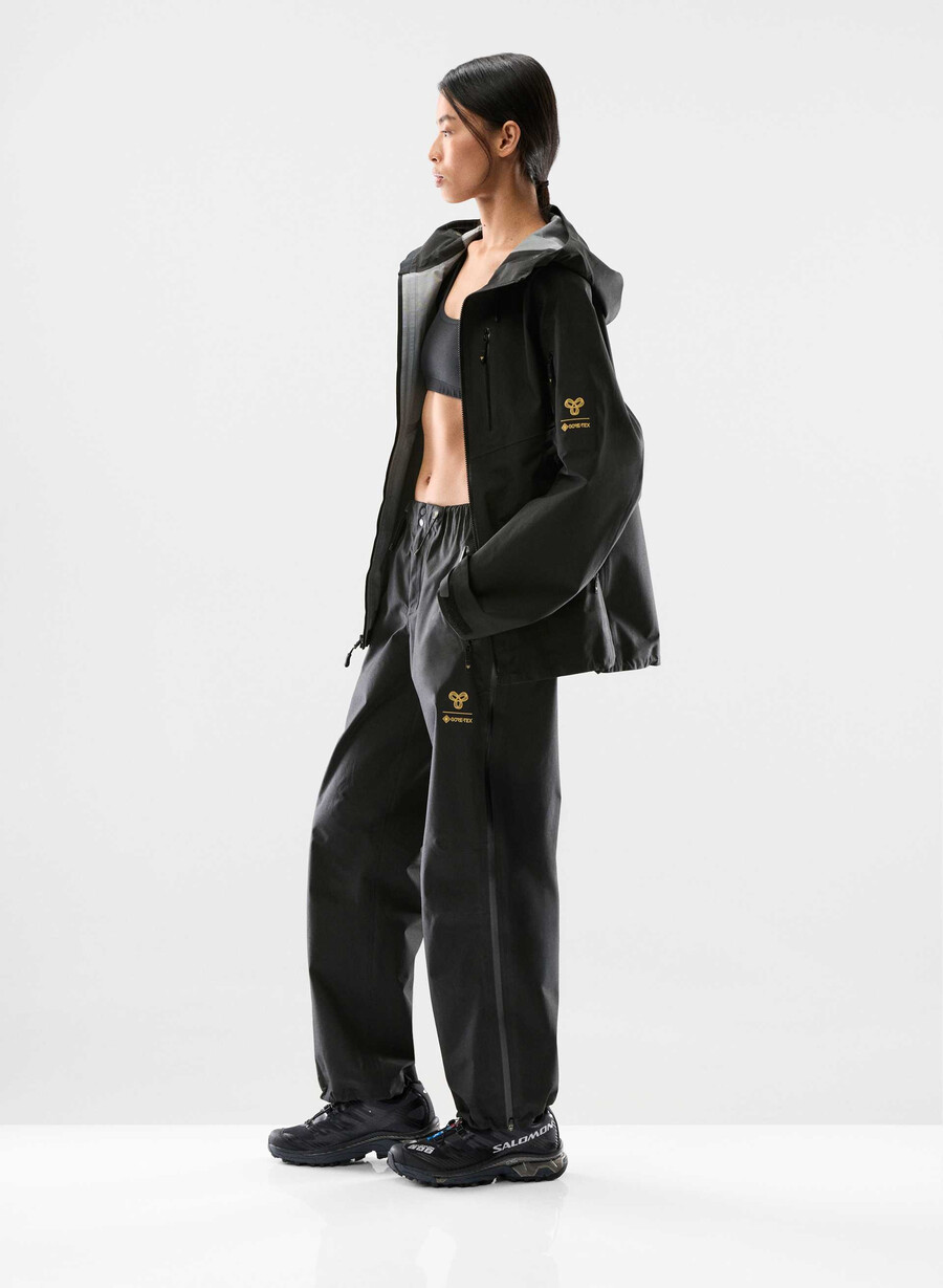 pantaloni gore-tex factor negri
