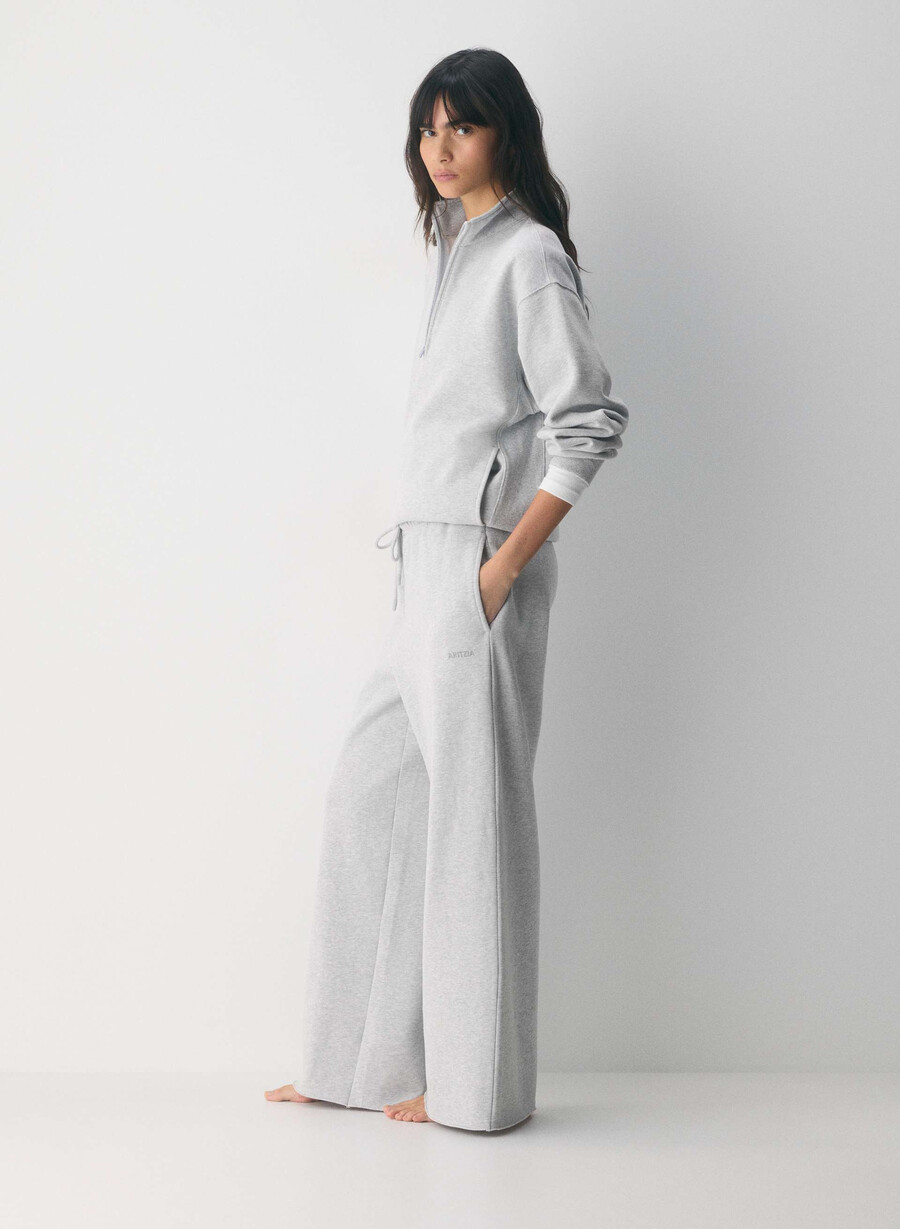 pantaloni de trening cozy sweatfleece mega flutter heather chrome