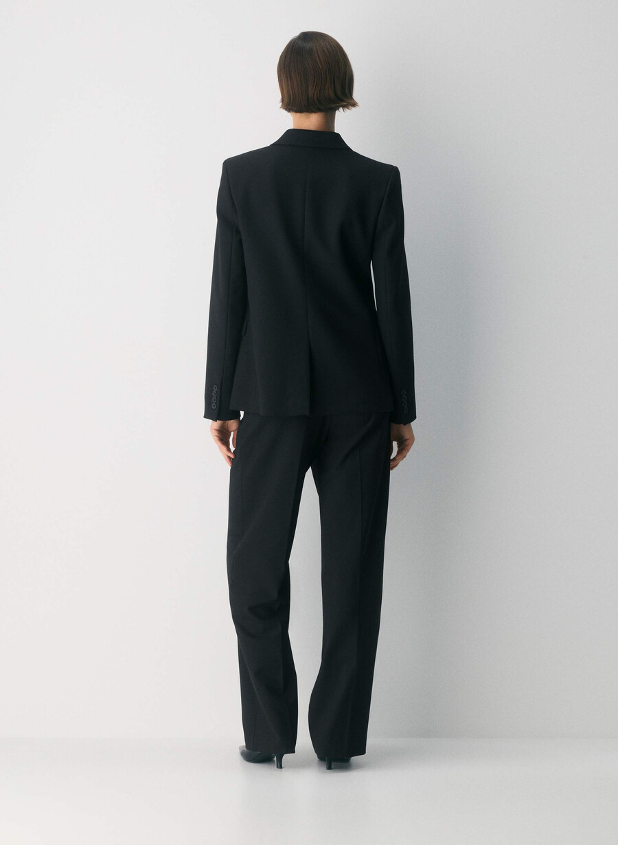 sacou producer - ressential black