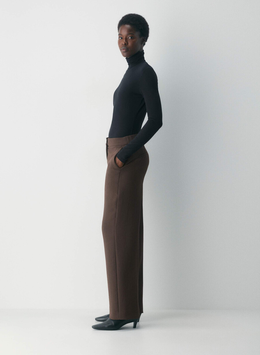 pantalonii limitless pant cu croială curbată - crepetă maro mocha rich