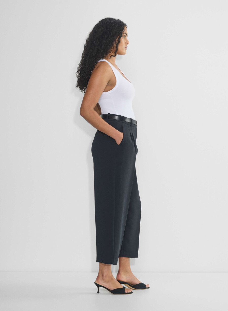 pantalonii scurți the effortless pant cu croială curbată - crepette bleumarin Închis