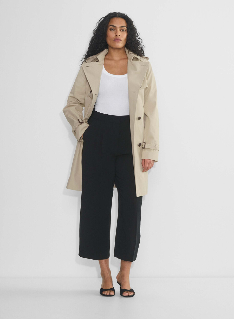 pantalonii scurți the effortless pant cu croială curbată - crepette marcona beige