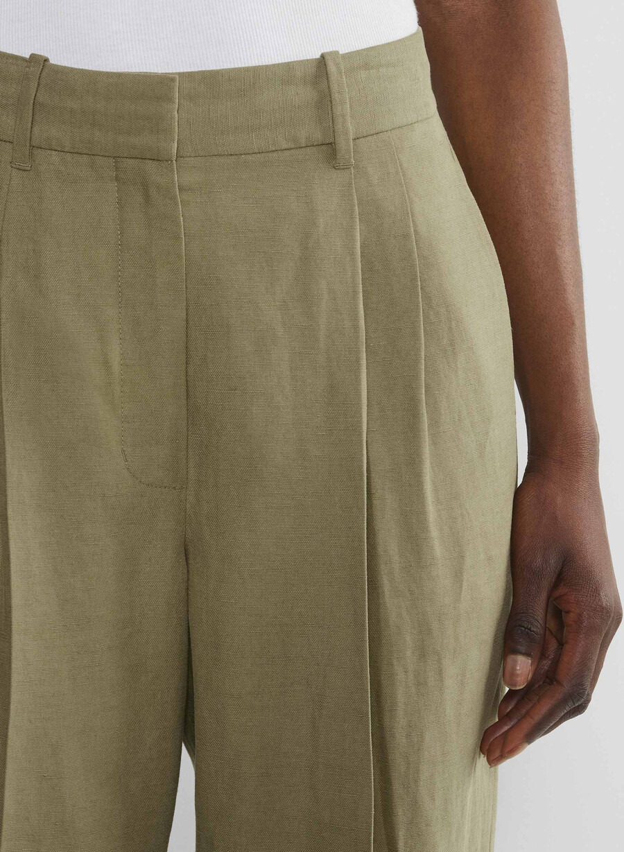 pantalonii effortless pant cu croială curbată - cruiselinen sundried olive