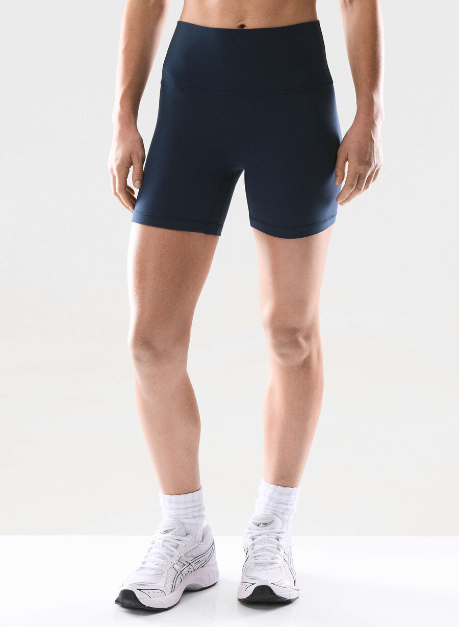 pantaloni scurți butter cheeky infinite hi-rise de 5 admiral