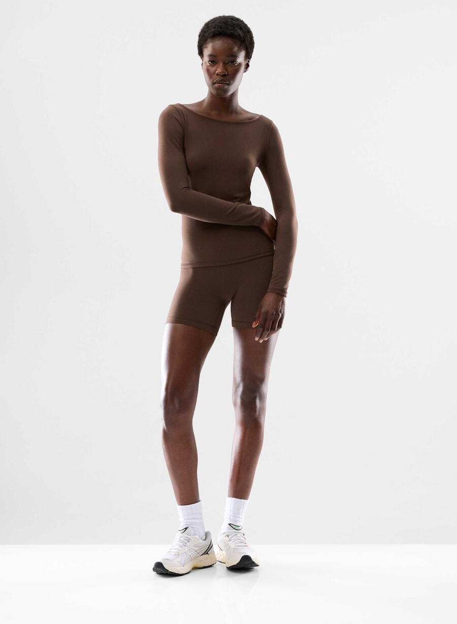 pantaloni scurți butter cheeky infinite cu talie înaltă de 5 maro mocha rich