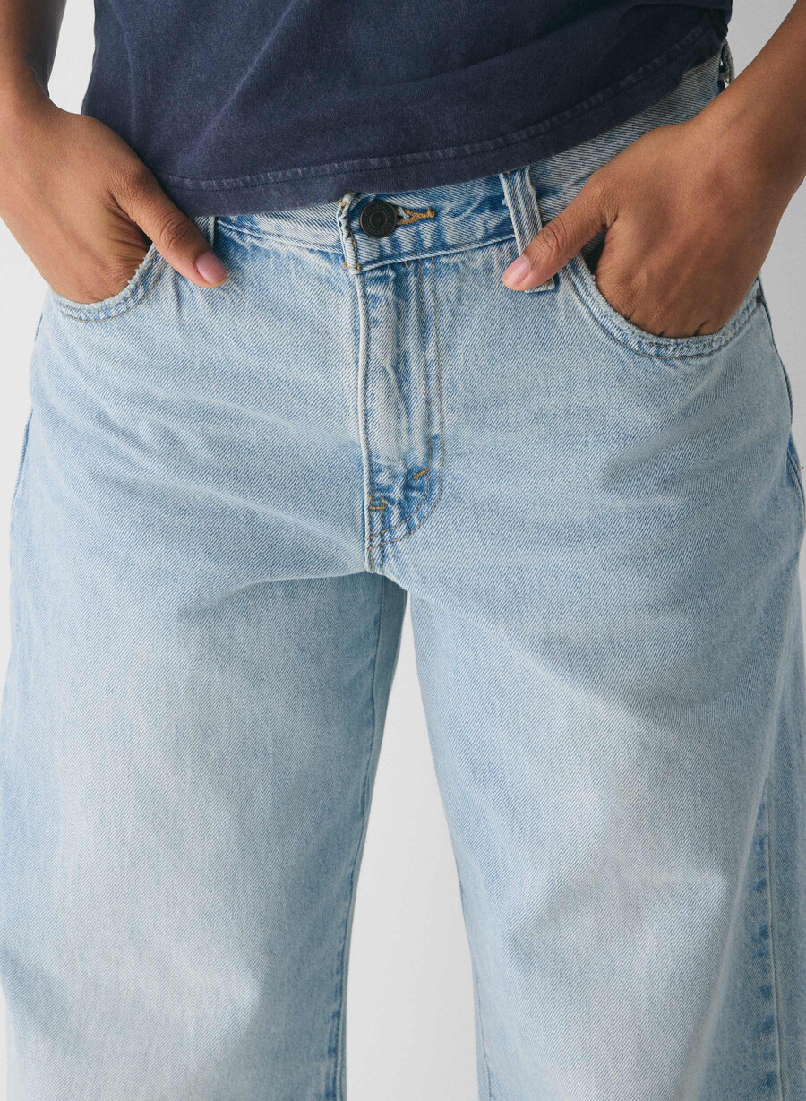 blugi levis baggy dad cu imprimeu evantai