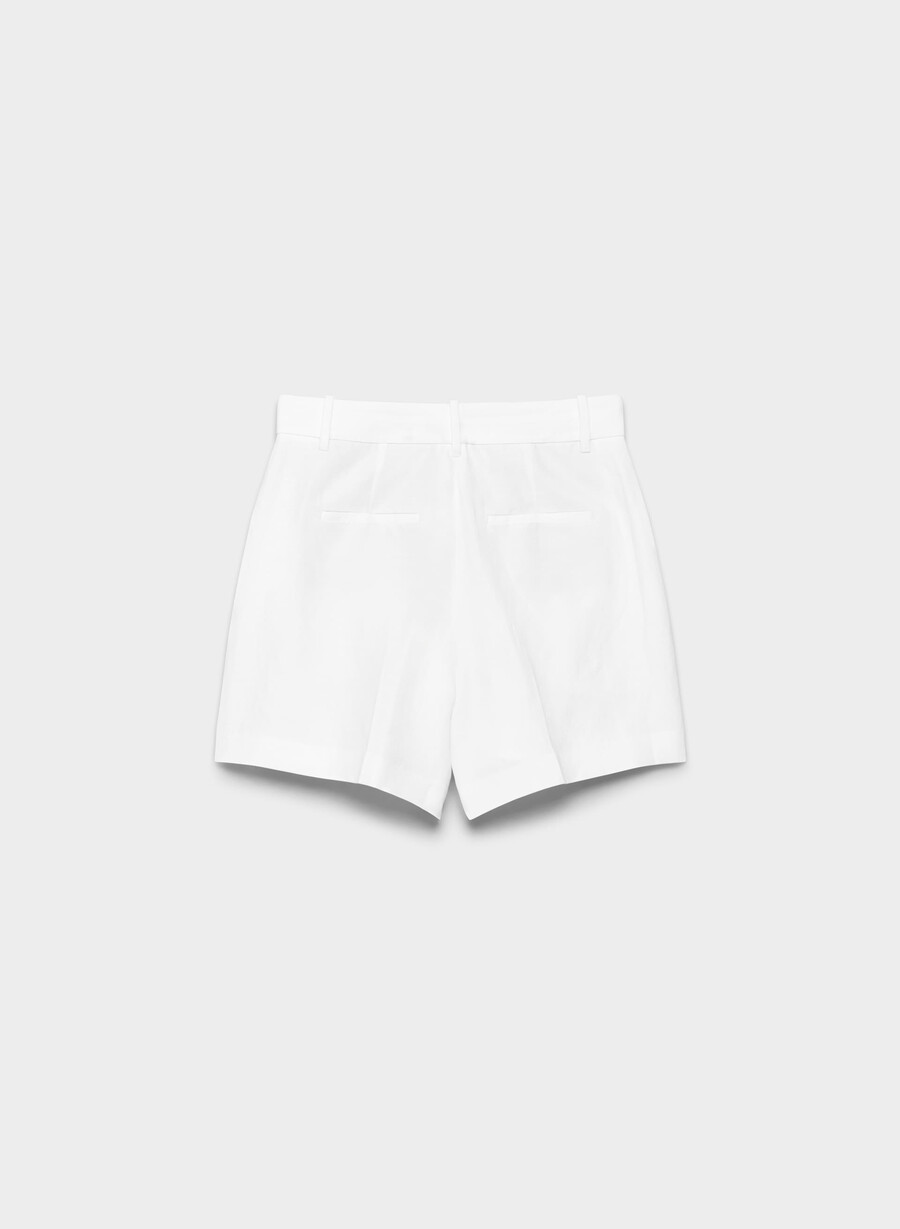 pantaloni scurți the effortless short cu croială curbată până la jumătatea coapsei alb