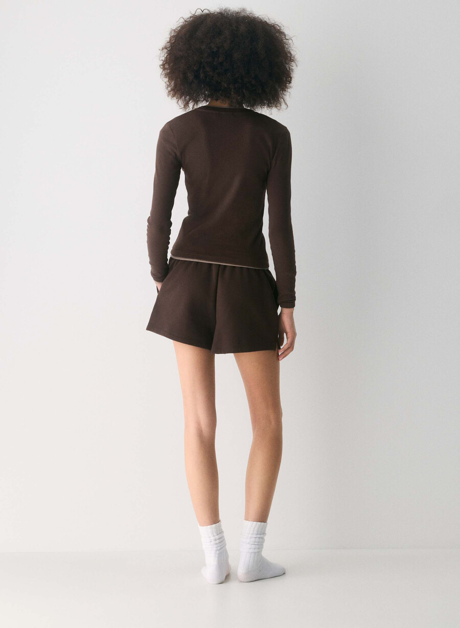 pantaloni scurți mini cozy sweatfleece mega hi-rise maro mocha