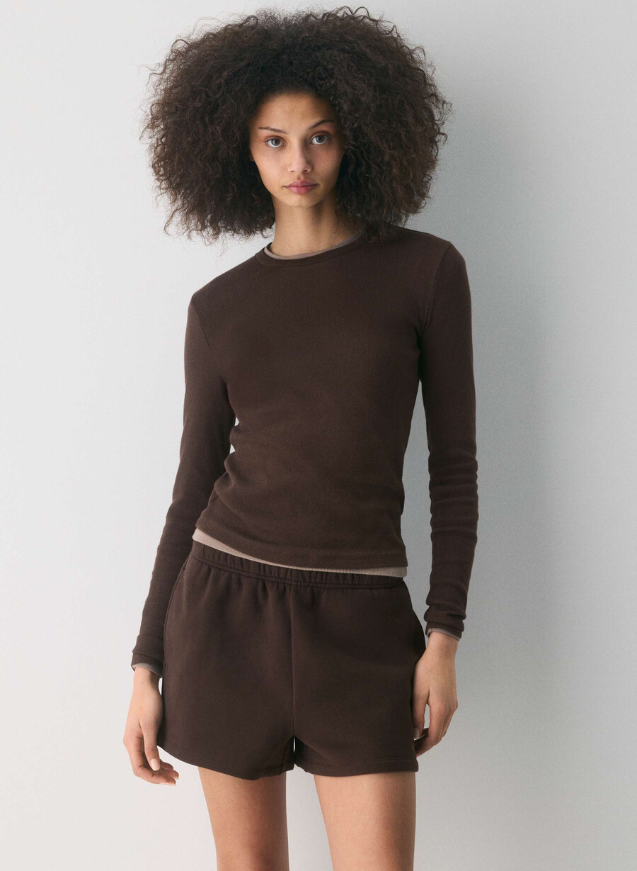pantaloni scurți mini cozy sweatfleece mega hi-rise maro mocha