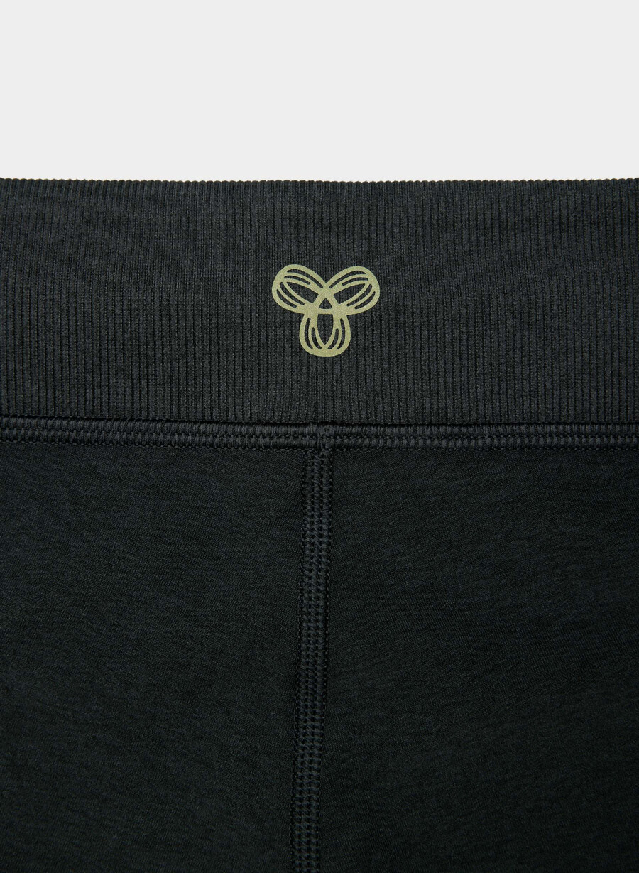 pantaloni scurți softwhip flawless cu talie înaltă negru-chinese