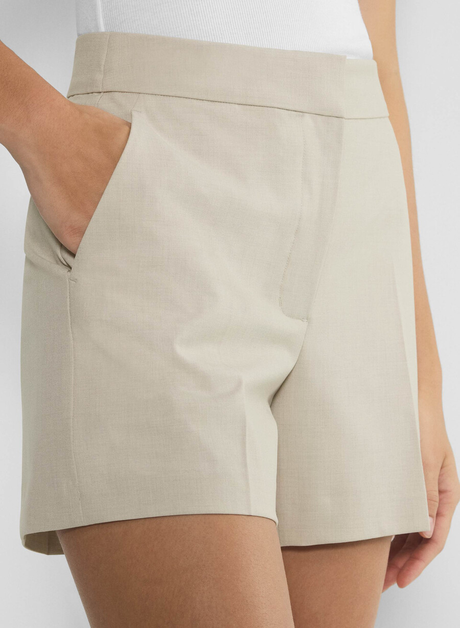 pantaloni scurți limitless short pentru coapsă medie - ressential light heather matte pearl
