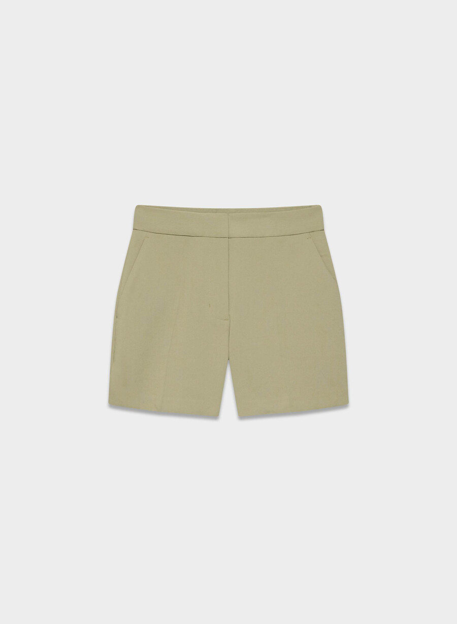 pantaloni scurți limitless short cu croială curbată până la jumătatea coapsei - crepette sundried olive