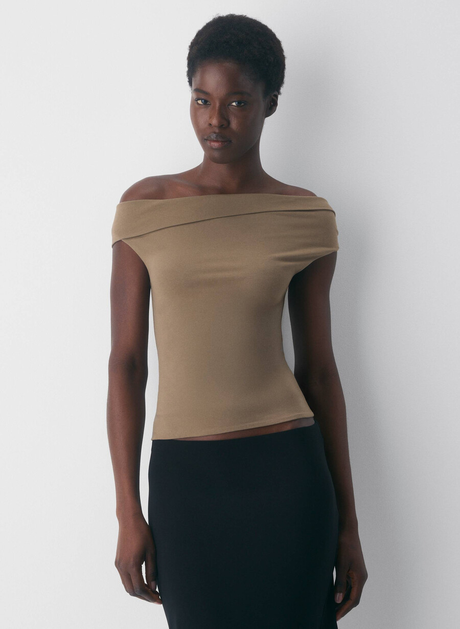 top casual contour ravish folio maro