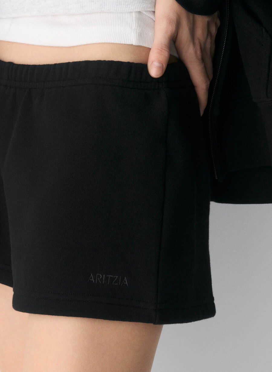 pantaloni scurți mini confortabili din fleece boyfriend cu talie joasă negri