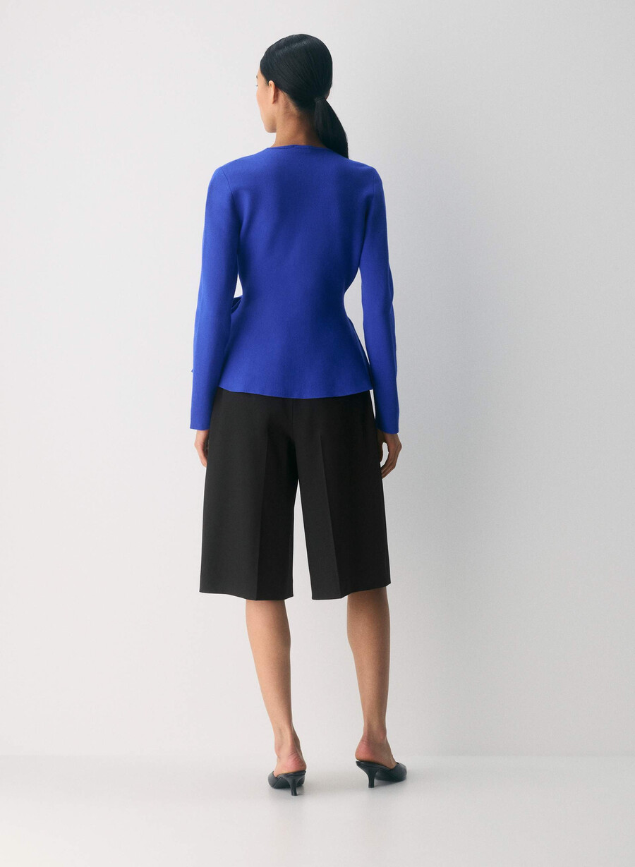 cardigan pentru navetiști - wonder yarn ablaze blue