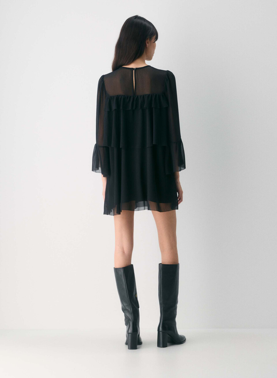 rochie de teatru neagrĂ