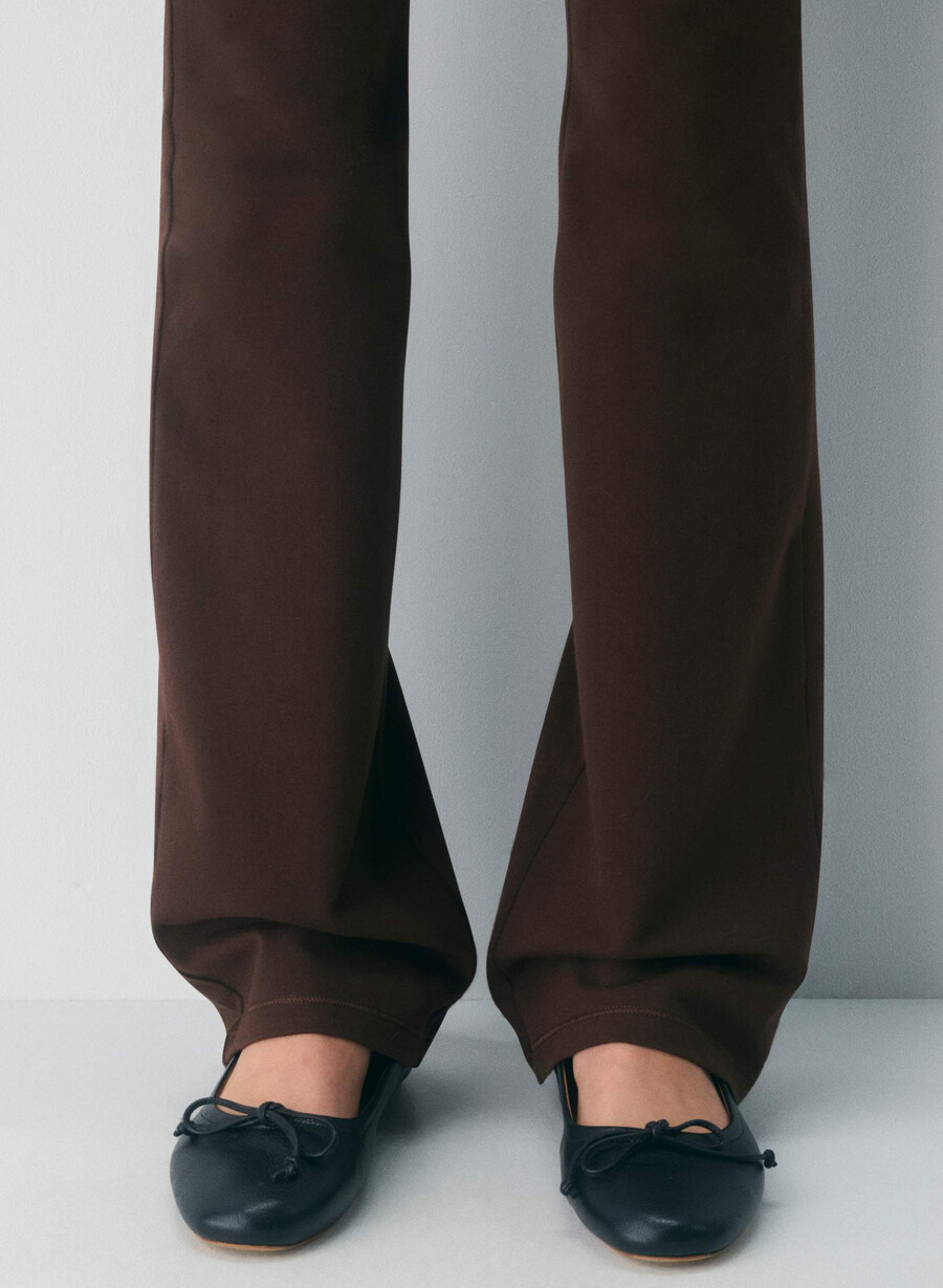 pantaloni homestretch smooth amp pliabili maro mocha intens