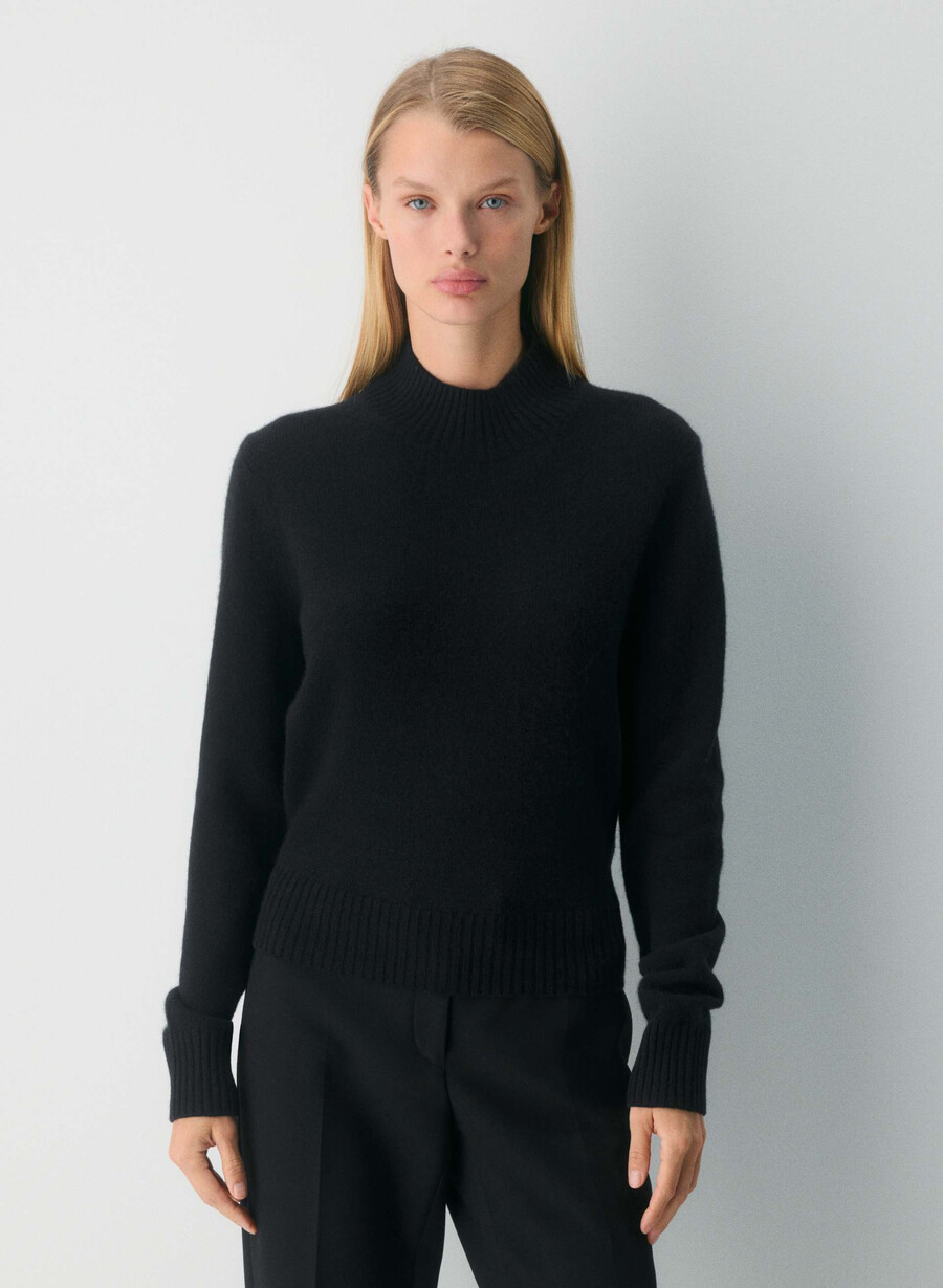 pulover essential cashmere shrunken mockneck negru