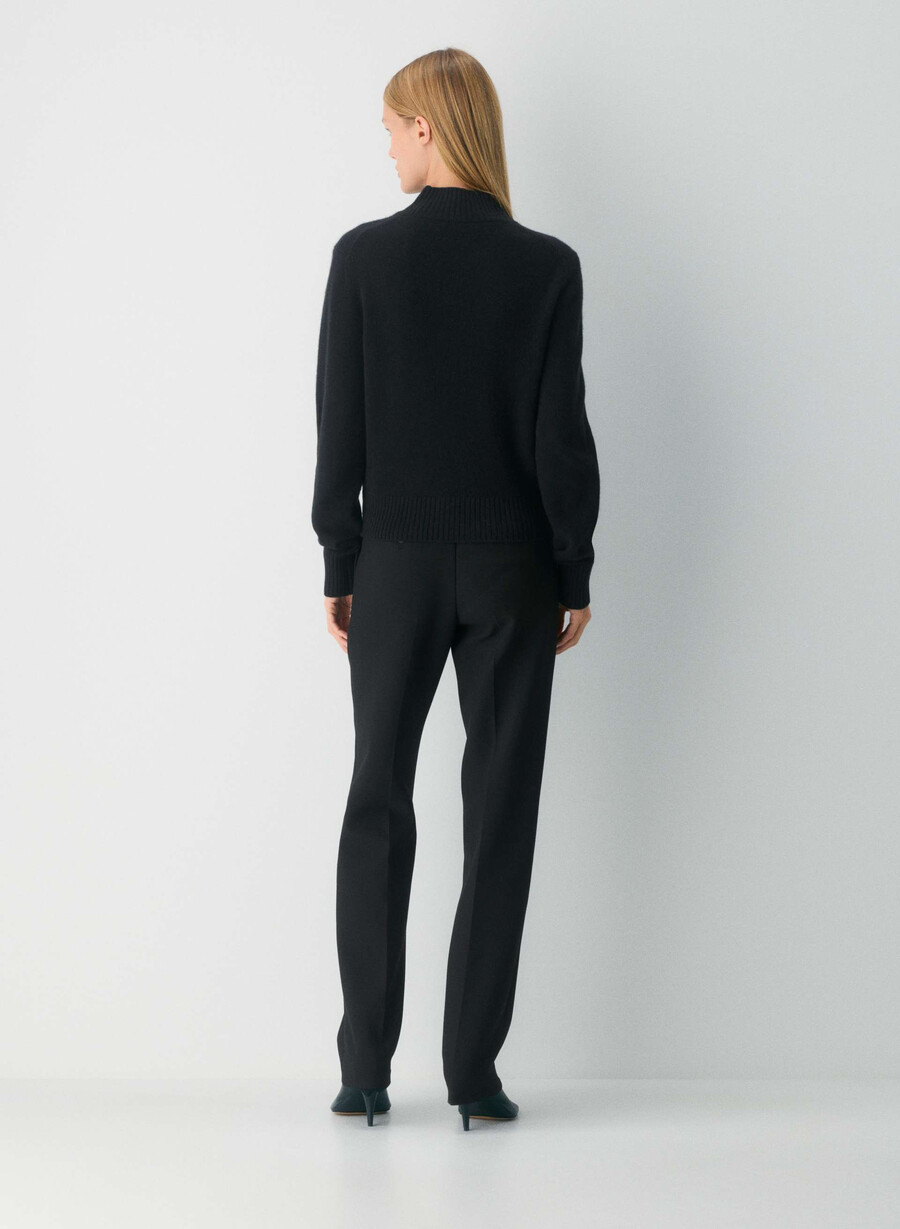 pulover essential cashmere shrunken mockneck negru