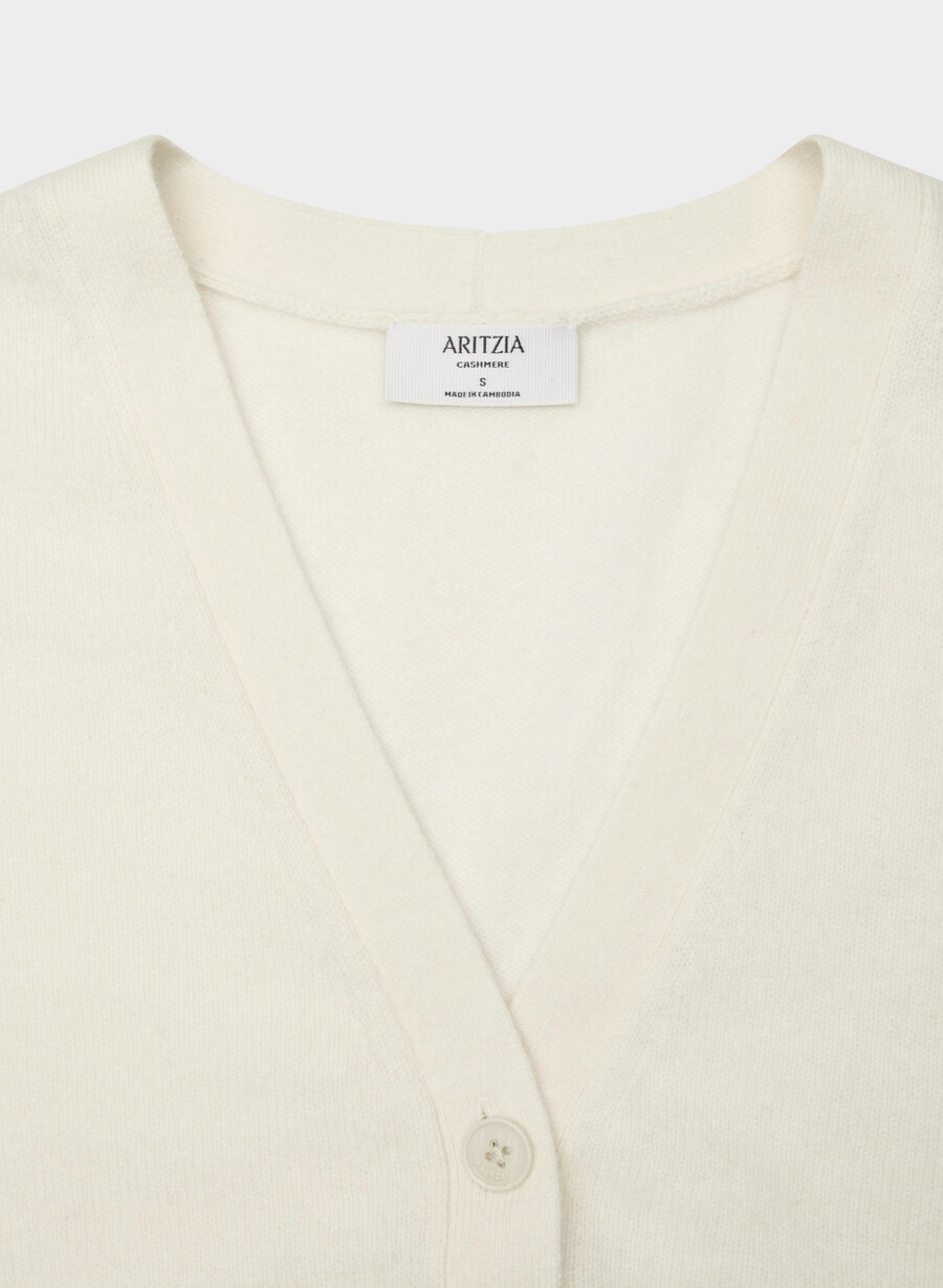 cardigan lejer cu decolteu în v din cașmir cu pene whisper white
