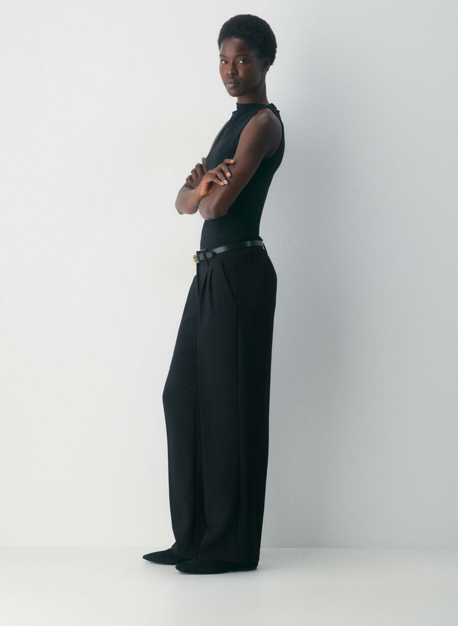pantalonii the effortless pant cu croială curbată talie joasă - crepette negru